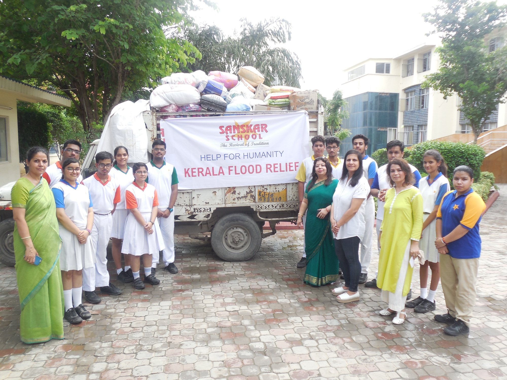 Sanskar School lends a helping hand to the Kerala Flood affected